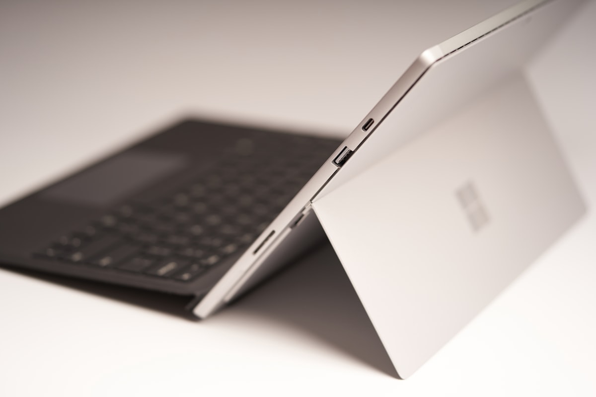 Microsoft Surface Pro 9 i5 8/256GB